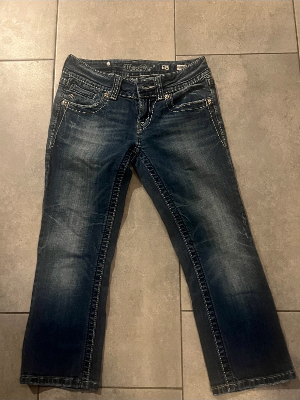 Dark Wash Women's Capri Jeans - Classic Straight Leg